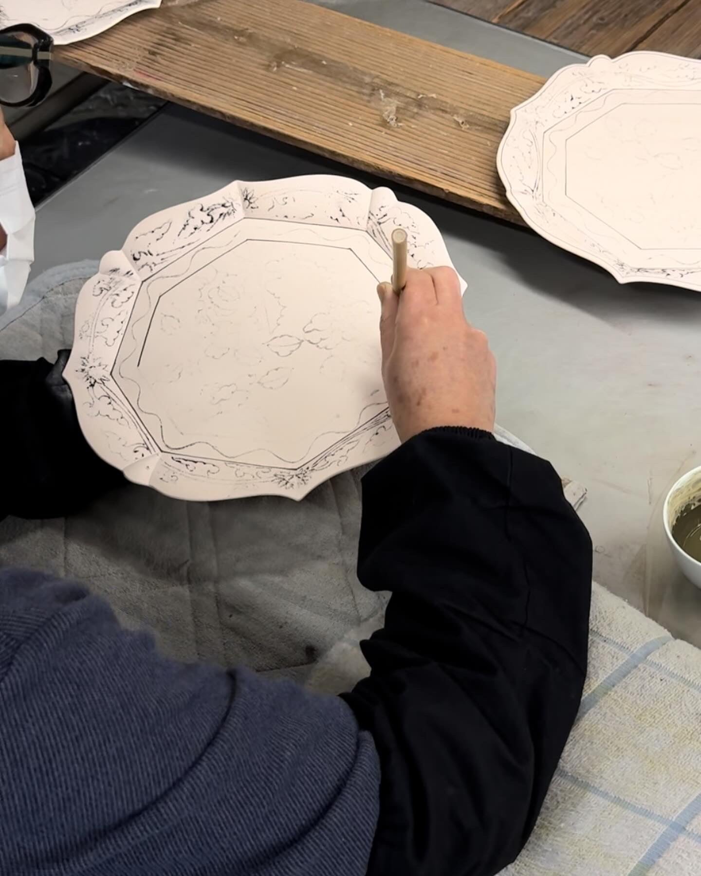 Shochiku plum flower plate